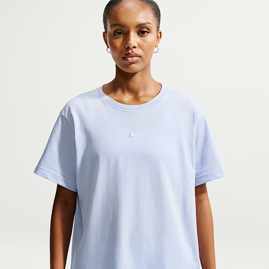 How to Style a Nike Oversized T-shirt. Nike SI